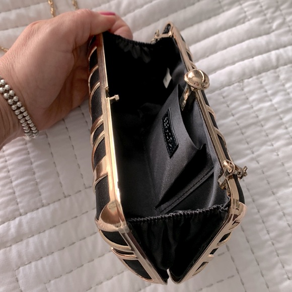 Sephora small black/gold purse - Picture 2 of 7